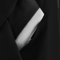 Спортивна куртка жіноча Macron BASTET Чорний/Білий